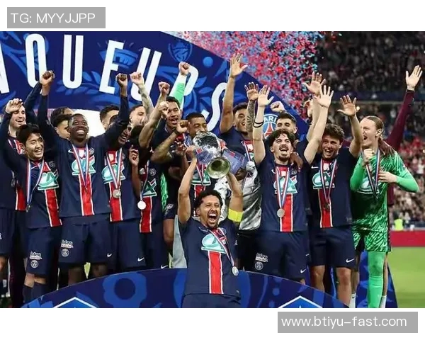 国王杯精彩对决里昂大胜曼城帽子戏法引爆全场热情