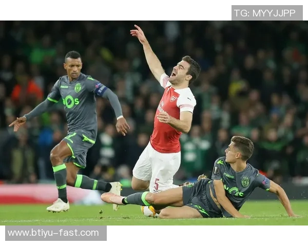 欧联杯激战阿森纳大胜里昂点球大战瞬间点燃全场激情