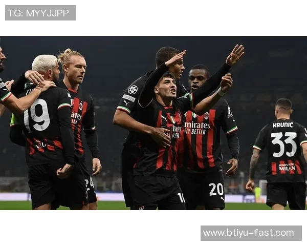 欧冠激战：AC米兰与热刺战成平局神扑时刻震撼全场精彩集锦