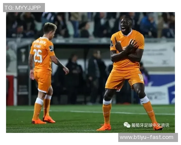 世界杯波尔图大胜那不勒斯补时争议进球引发全场狂欢