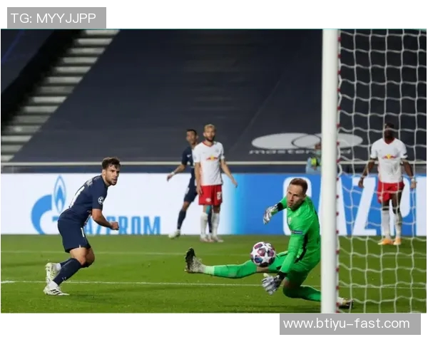 莱比锡友谊赛大胜里昂四球引发争议判罚全场沸腾