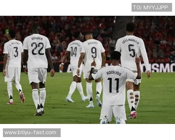 国王杯精彩对决里昂大胜波尔图争议判罚引发热议